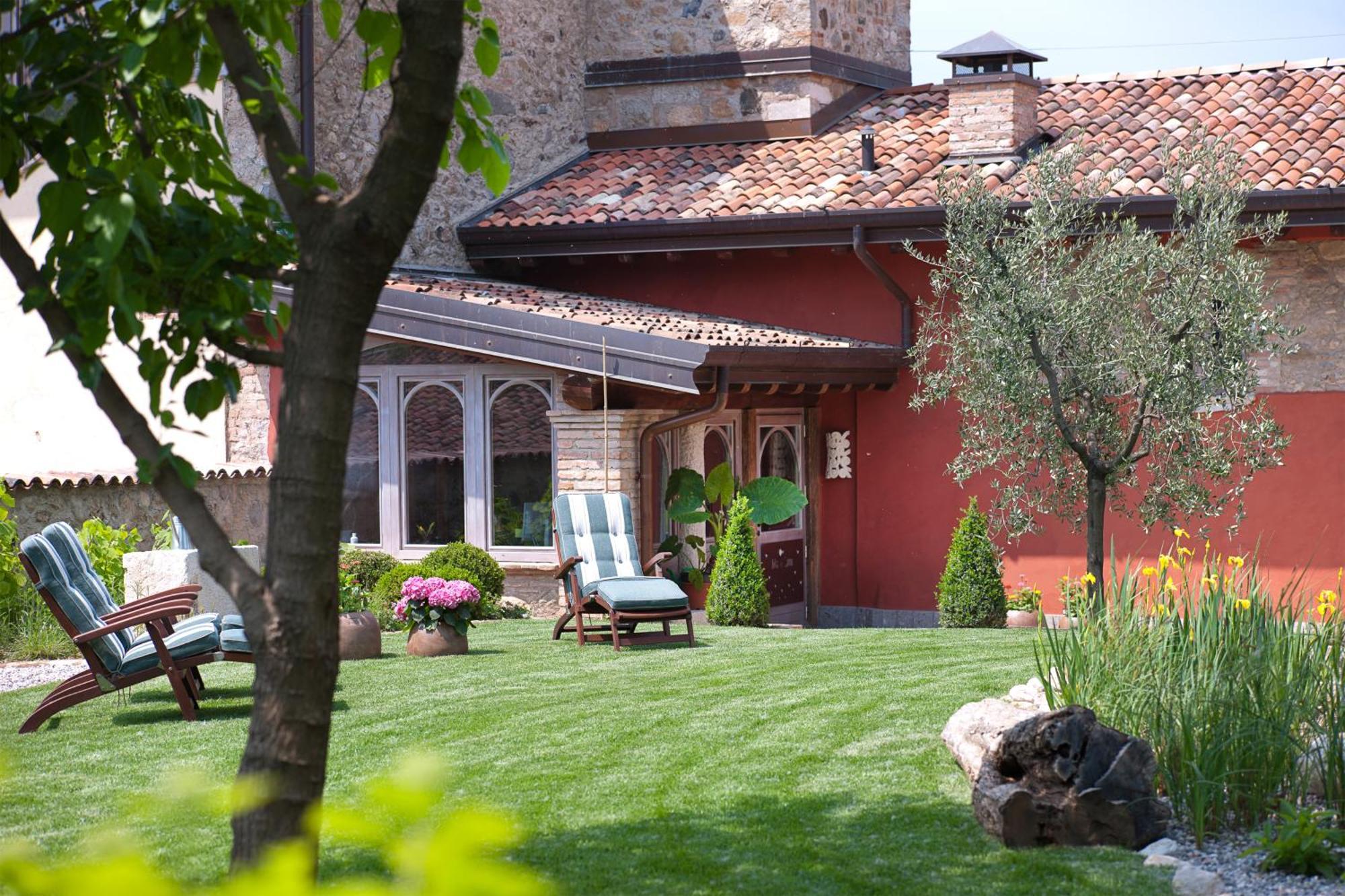 Boutique Hotel Villa Dei Campi Gavardo Kültér fotó